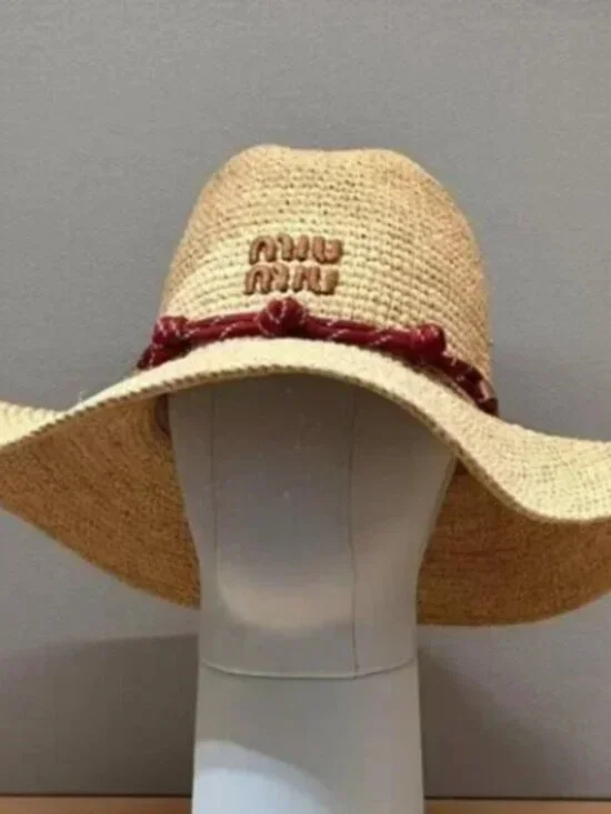 Miu Miu Women's Elegant Beige Straw Hat with Striking Red Bow - Picture 2 of 6